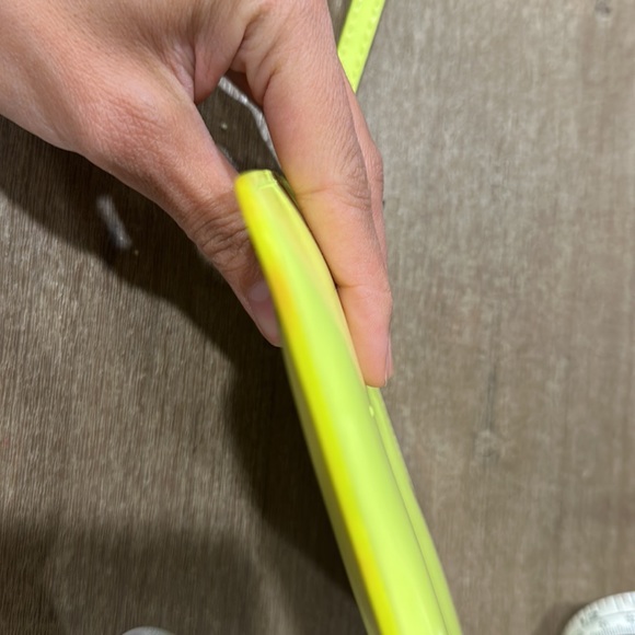 NWT Marc by Marc Jacobs Yellow purse 15cm x 20cm - Picture 5 of 5